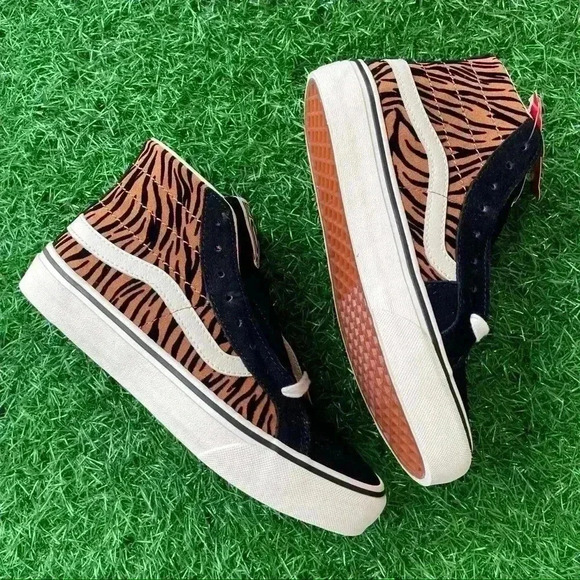 Vans Sk8 Hi 38 Decon S Animal Stripes - Picture 2 of 5